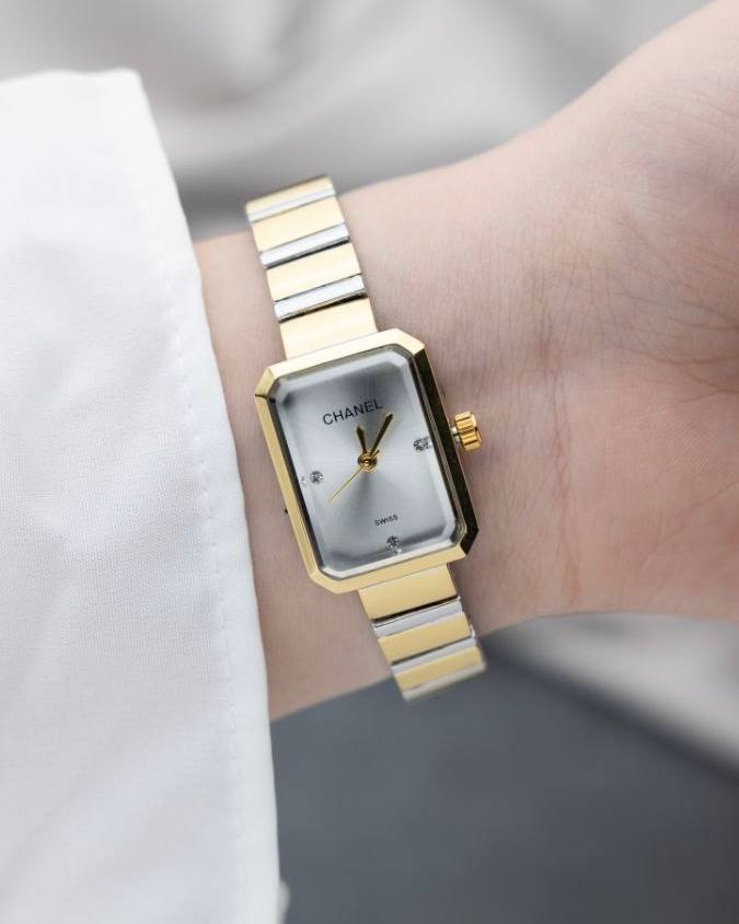 שעון יד שאנל לנשים 30 מ״מ – רמת AAA, כולל קופסה יוקרתית (4)