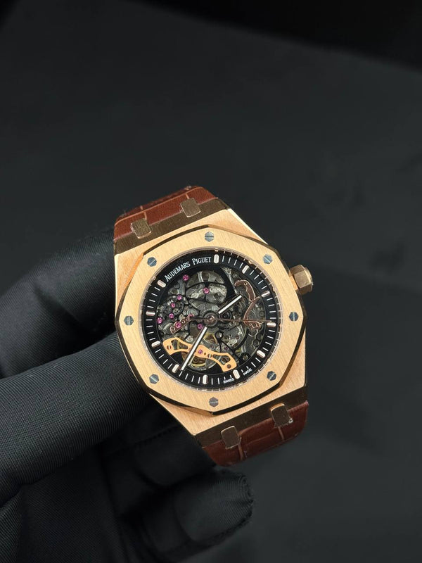 שעון יד אודמר פיגה לגברים 41 מ״מ – רמת 11 מאסטר, מנגנון אוטומטי שווייצרי, כולל קופסה וניירות מקוריים (10)