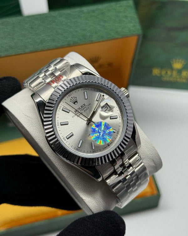 שעון יד רולקס לגברים 41 מ״מ – רמת 11 מאסטר, מנגנון אוטומטי שווייצרי, כולל קופסה וניירות מקוריים (22)