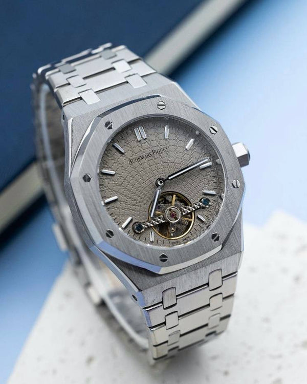 שעון יד אודמר פיגה לגברים 41 מ״מ – רמת 11 מאסטר, מנגנון אוטומטי שווייצרי, כולל קופסה וניירות מקוריים (4)