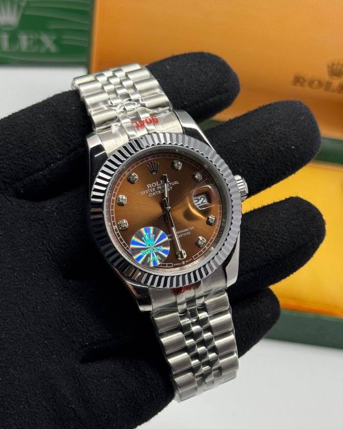 שעון יד רולקס לגברים 41 מ״מ – רמת 11 מאסטר, מנגנון אוטומטי שווייצרי, כולל קופסה וניירות מקוריים (4)