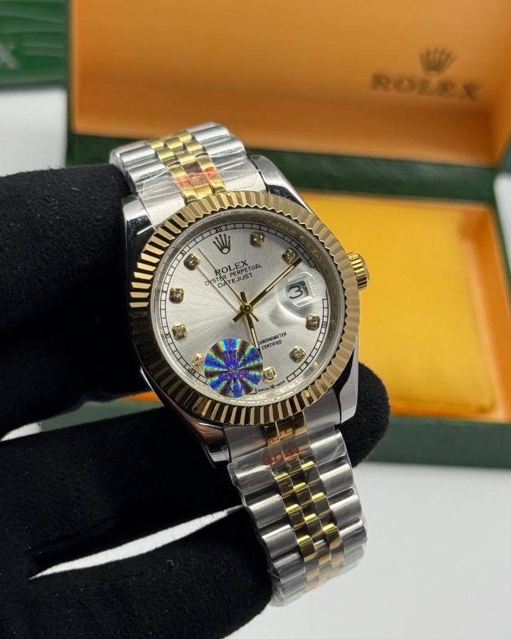 שעון יד רולקס לגברים 41 מ״מ – רמת 11 מאסטר, מנגנון אוטומטי שווייצרי, כולל קופסה וניירות מקוריים (5)