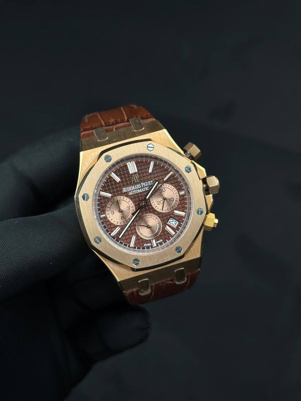 שעון יד אודמר פיגה לגברים 41 מ״מ – רמת 11 מאסטר, מנגנון אוטומטי שווייצרי, כולל קופסה וניירות מקוריים (9)