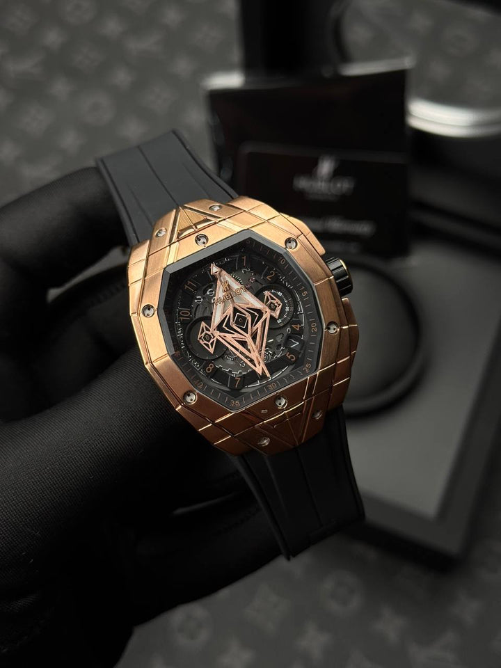 שעון יד הובלו לגברים 44 מ״מ – רמת 11 מאסטר, מנגנון אוטומטי שווייצרי, כולל קופסה וניירות מקוריים (7)